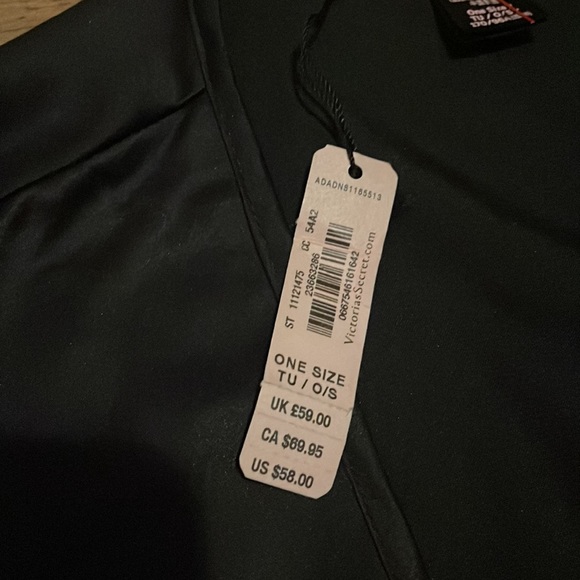 Victoria’s Secret Black Tie Robe NWT - Picture 3 of 5